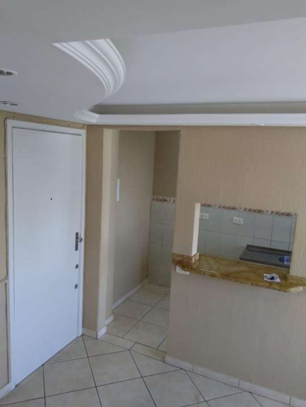 Apartamento à venda com 1 quarto, 42m² - Foto 5