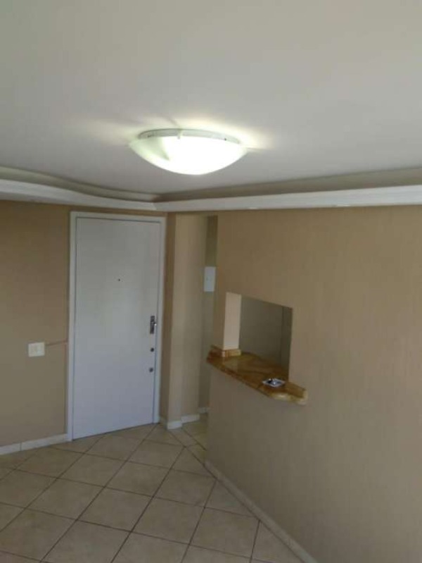 Apartamento à venda com 1 quarto, 42m² - Foto 6