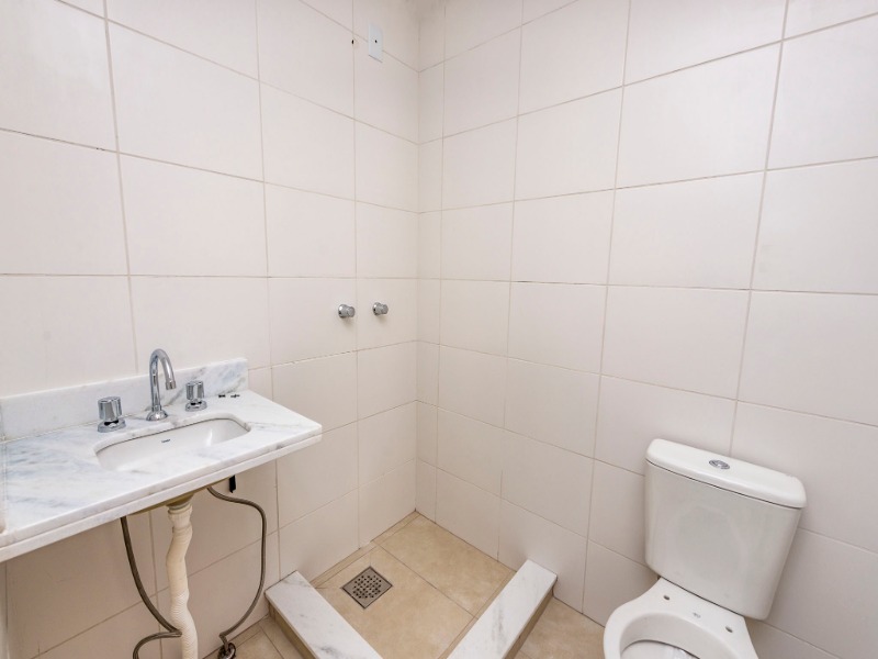 Apartamento à venda com 2 quartos, 66m² - Foto 13