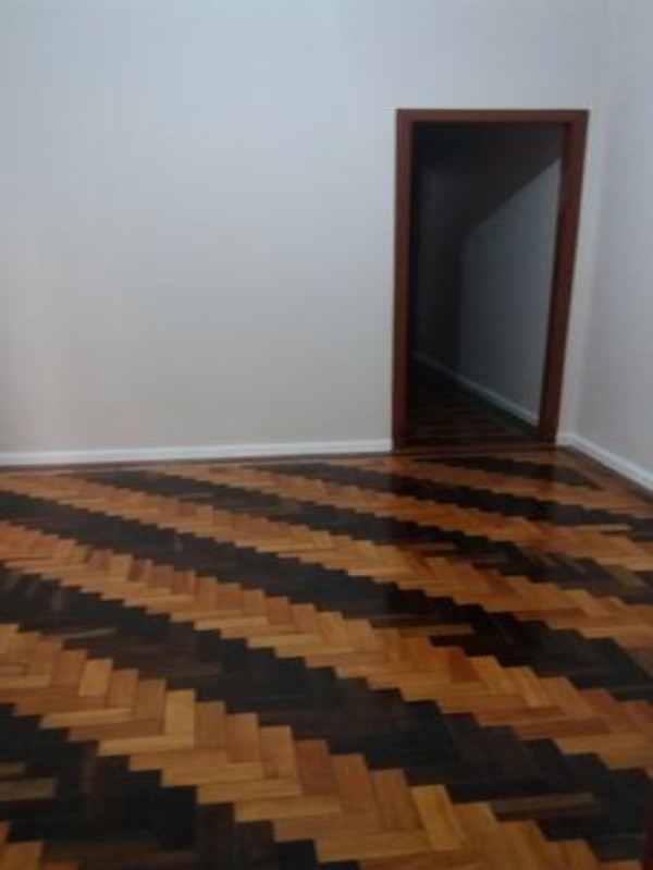 Apartamento à venda com 2 quartos, 65m² - Foto 3