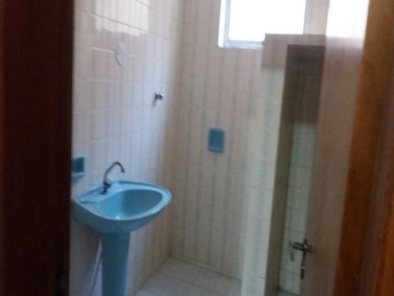 Apartamento à venda com 2 quartos, 65m² - Foto 11