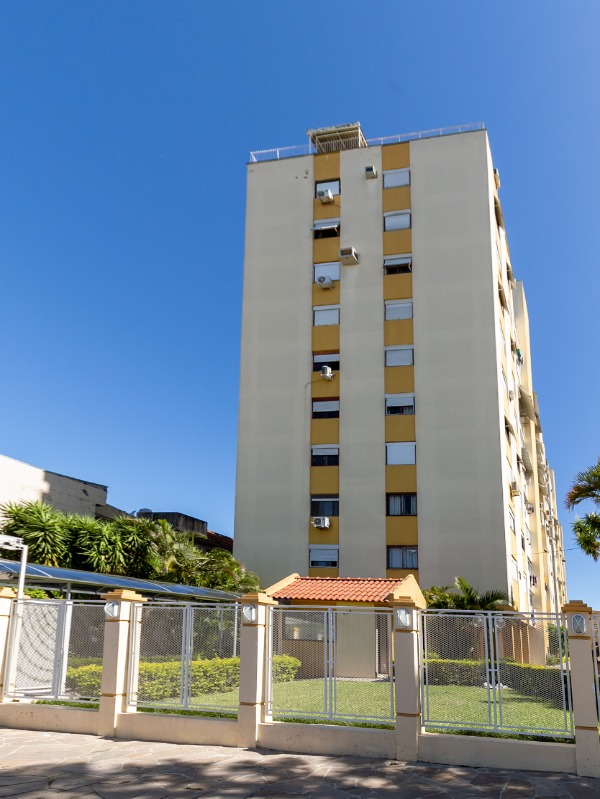 Apartamento à venda com 2 quartos, 70m² - Foto 2