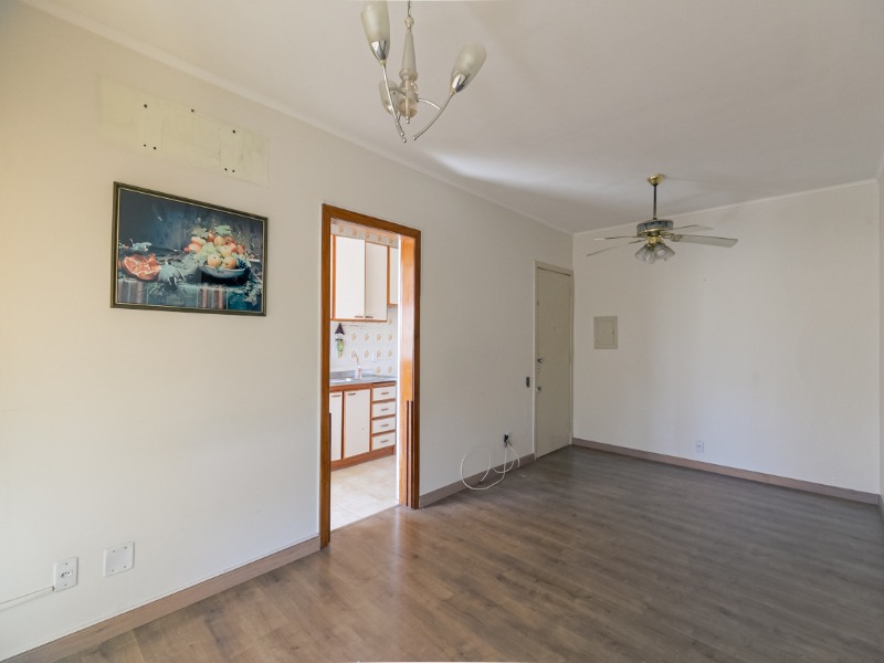 Apartamento à venda com 2 quartos, 70m² - Foto 5