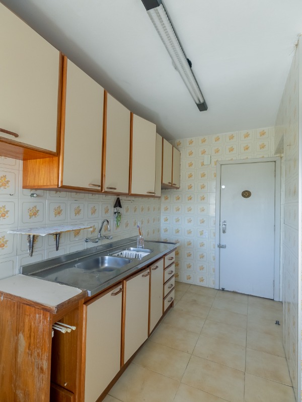 Apartamento à venda com 2 quartos, 70m² - Foto 11