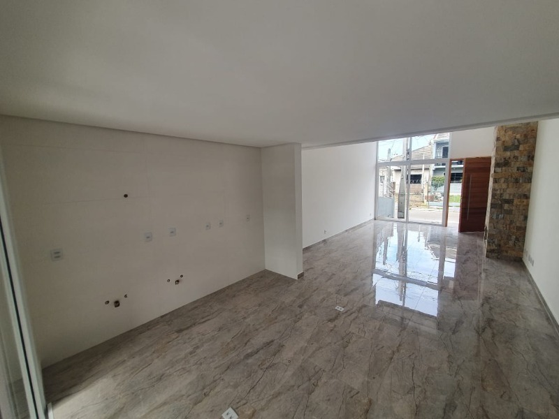 Casa à venda com 3 quartos, 138m² - Foto 5