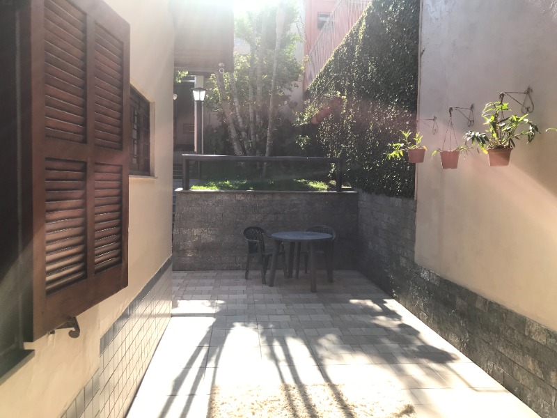 Casa à venda com 4 quartos, 230m² - Foto 28