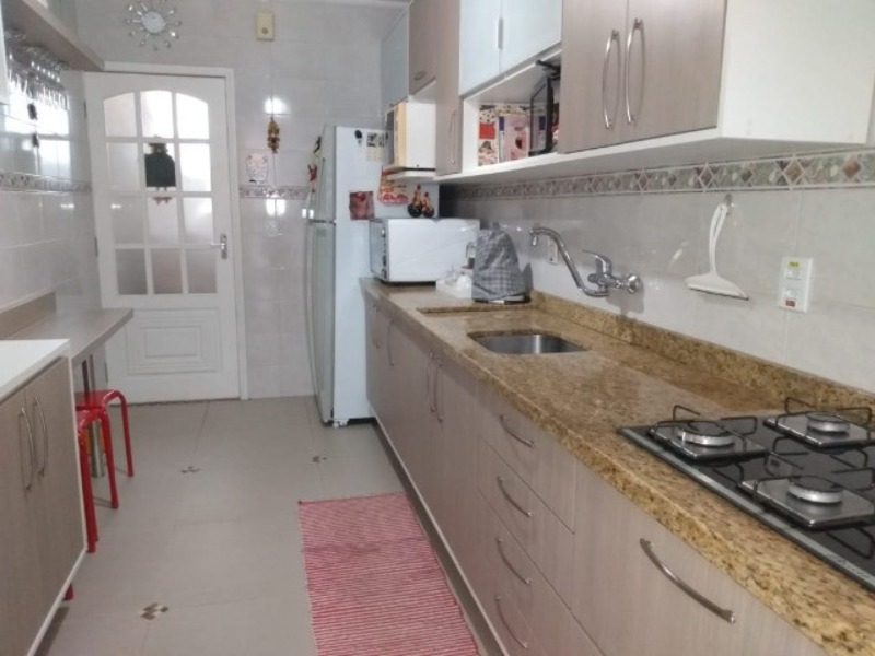 Casa à venda com 4 quartos, 188m² - Foto 7