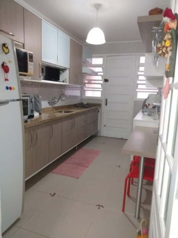 Casa à venda com 4 quartos, 188m² - Foto 8