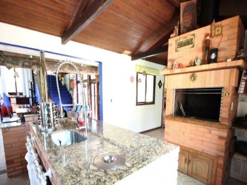 Casa de Condomínio à venda com 3 quartos, 250m² - Foto 21