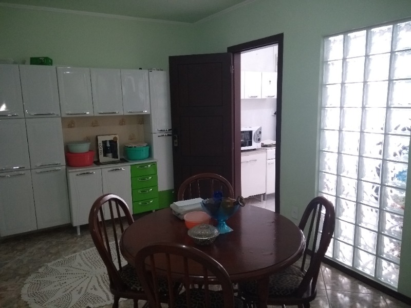 Casa à venda com 3 quartos, 161m² - Foto 14