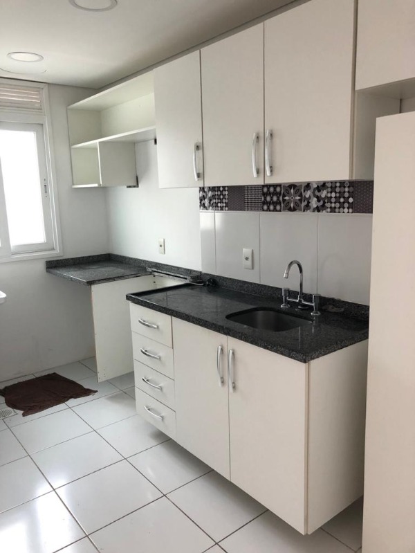 Apartamento à venda com 3 quartos, 73m² - Foto 7