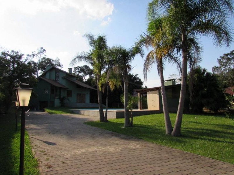 Casa de Condomínio à venda com 4 quartos, 300m² - Foto 3