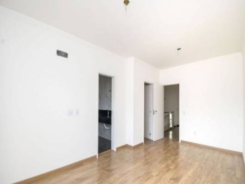 Casa à venda com 3 quartos, 190m² - Foto 7