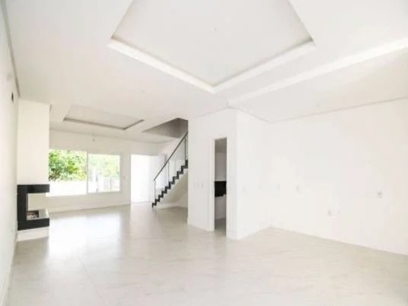 Casa à venda com 3 quartos, 190m² - Foto 4