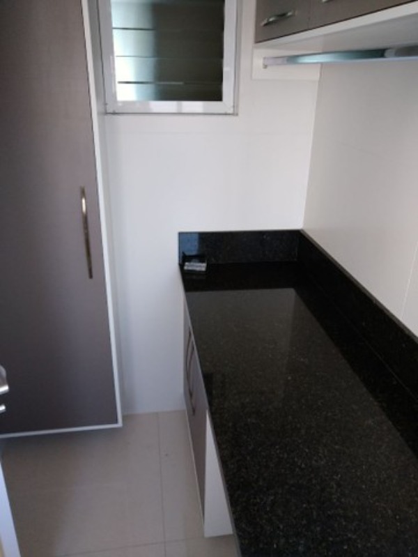 Apartamento à venda com 3 quartos, 131m² - Foto 8