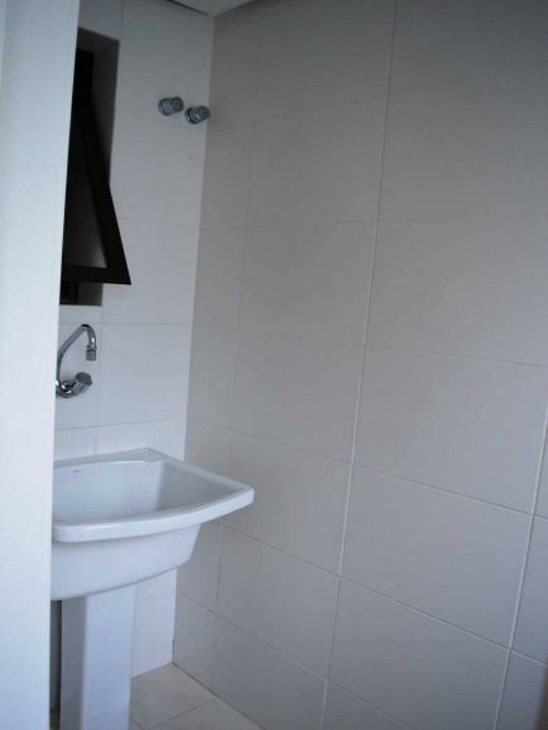 Apartamento à venda com 2 quartos, 67m² - Foto 12