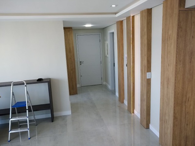 Apartamento à venda com 3 quartos, 131m² - Foto 9