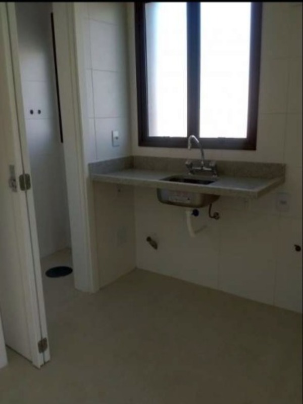 Apartamento à venda com 2 quartos, 67m² - Foto 11