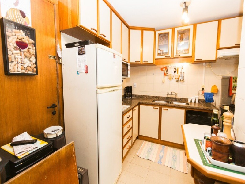 Apartamento à venda com 3 quartos, 96m² - Foto 11