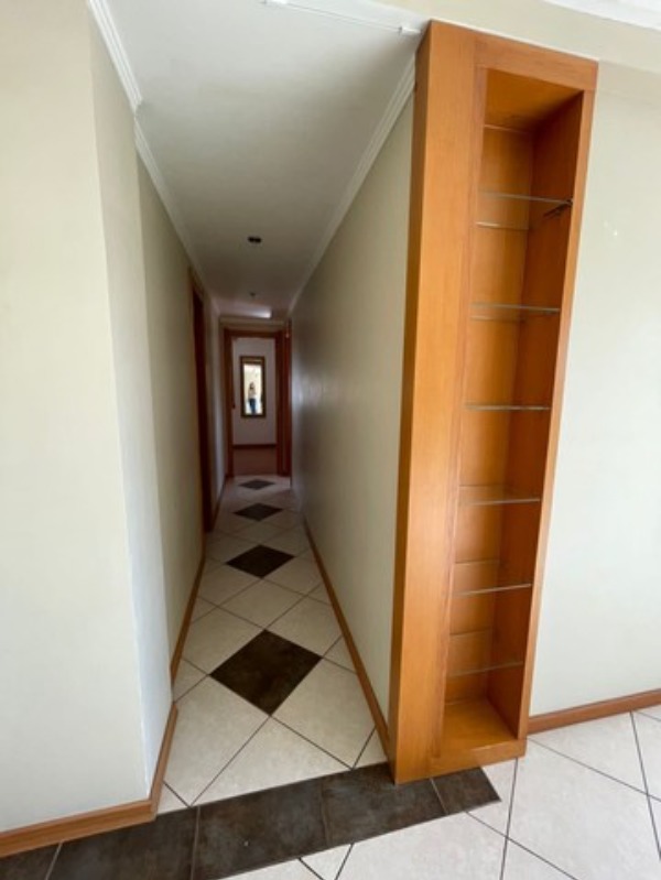 Apartamento à venda com 3 quartos, 87m² - Foto 5