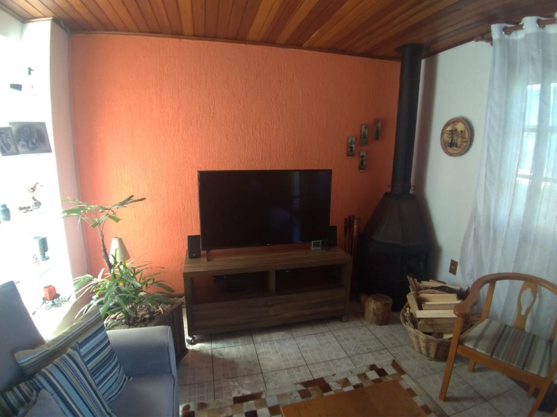 Casa, 3 quartos, 210 m² - Foto 2
