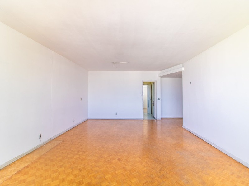 Apartamento à venda com 3 quartos, 174m² - Foto 11