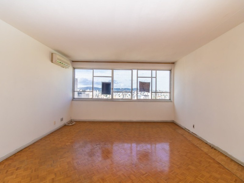 Apartamento à venda com 3 quartos, 174m² - Foto 8