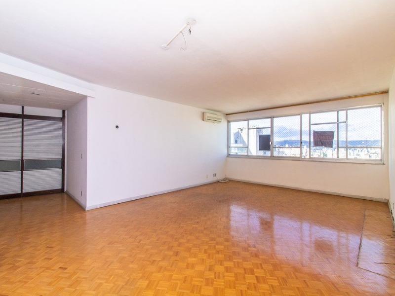 Apartamento à venda com 3 quartos, 174m² - Foto 1