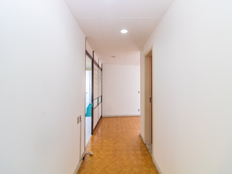 Apartamento à venda com 3 quartos, 174m² - Foto 32