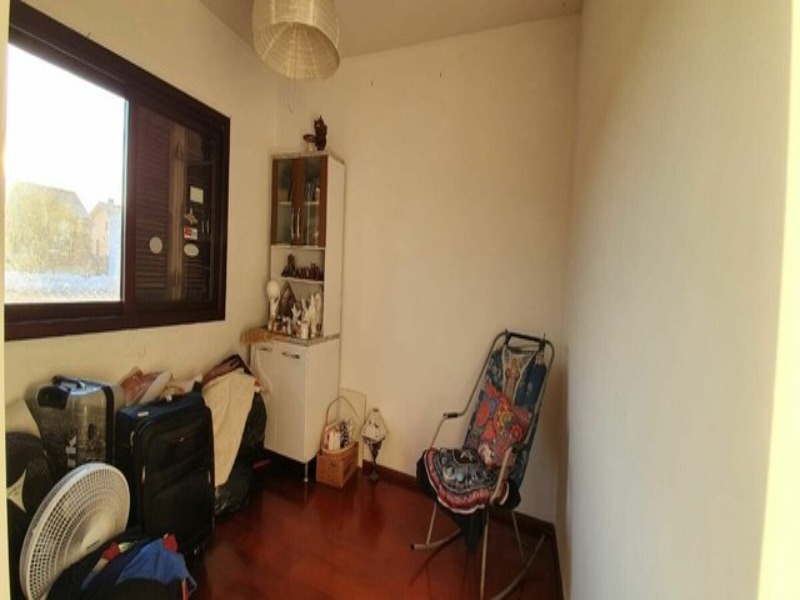 Casa à venda com 4 quartos, 190m² - Foto 14