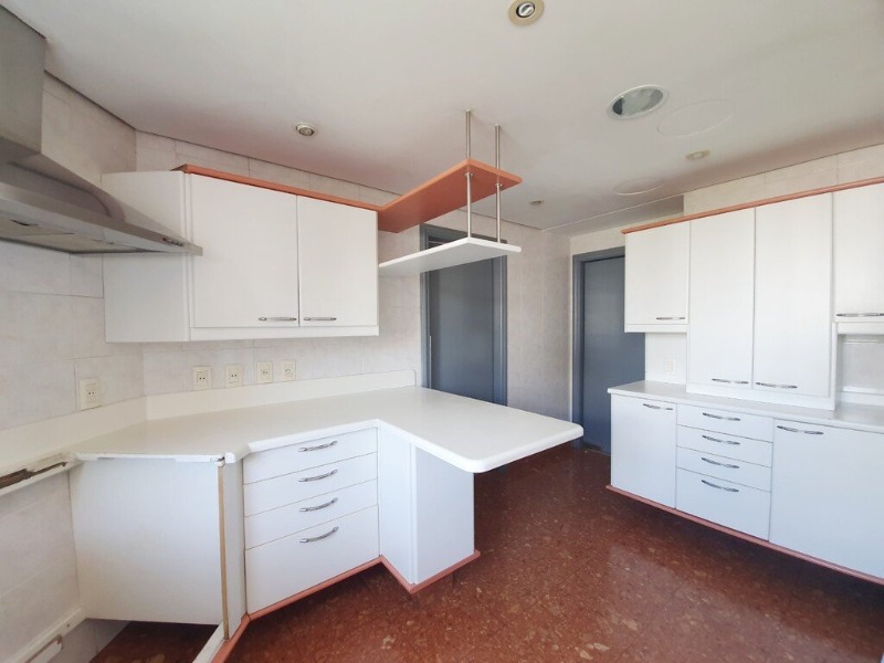 Apartamento à venda com 3 quartos, 258m² - Foto 9