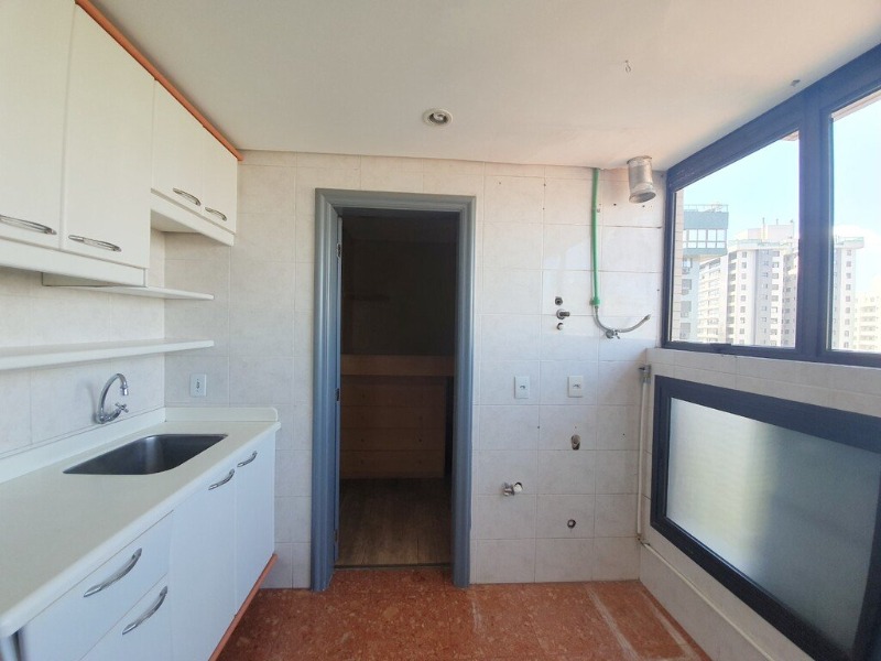 Apartamento à venda com 3 quartos, 258m² - Foto 23