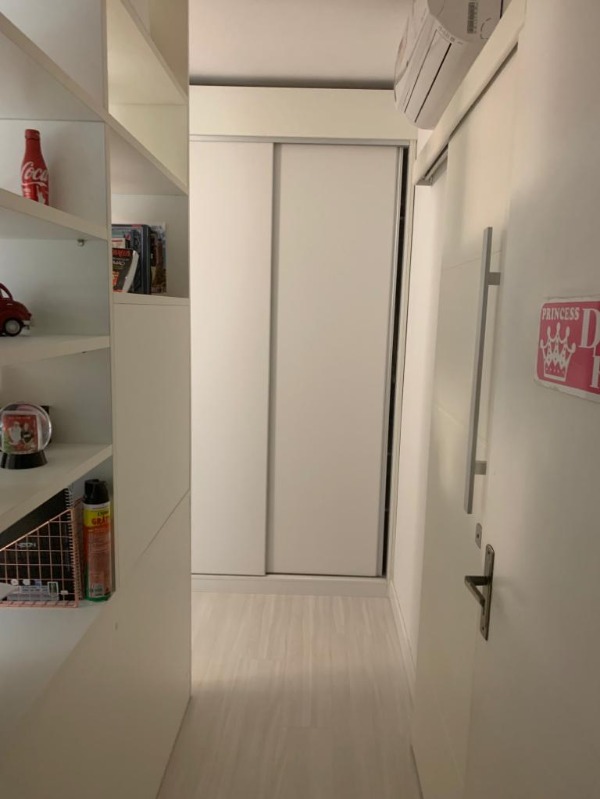 Casa à venda com 3 quartos, 260m² - Foto 14