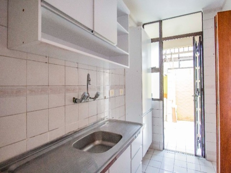 Casa à venda com 4 quartos, 115m² - Foto 8