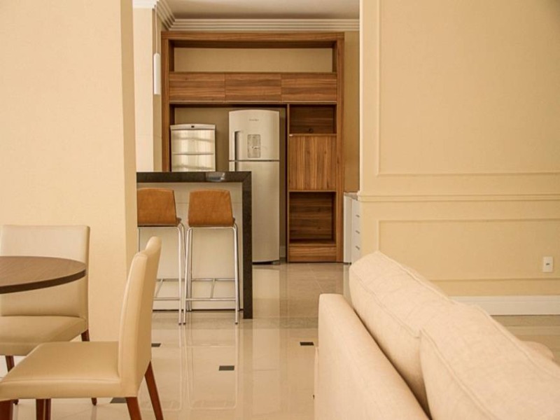 Apartamento à venda com 2 quartos, 79m² - Foto 11