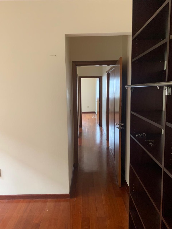 Apartamento à venda com 3 quartos, 121m² - Foto 8