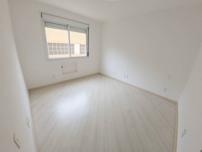 Apartamento à venda com 2 quartos, 63m² - Foto 10