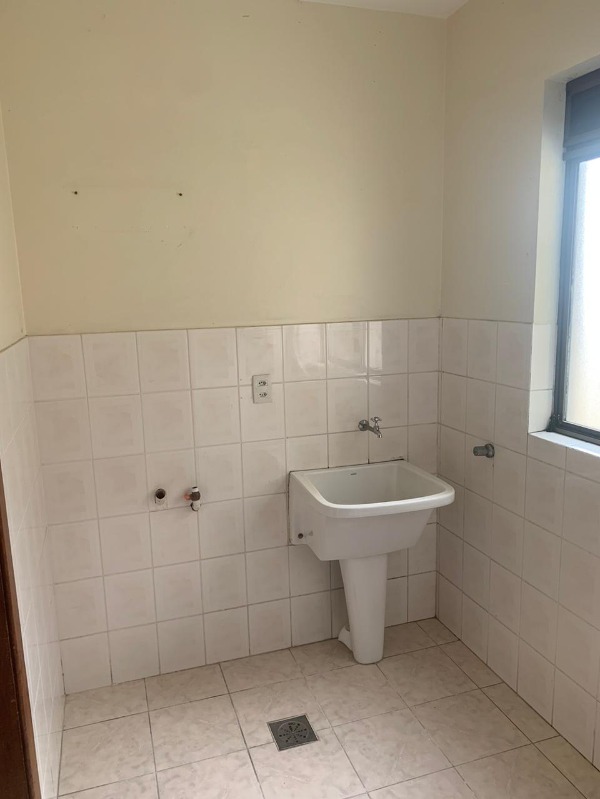 Apartamento à venda com 3 quartos, 121m² - Foto 7