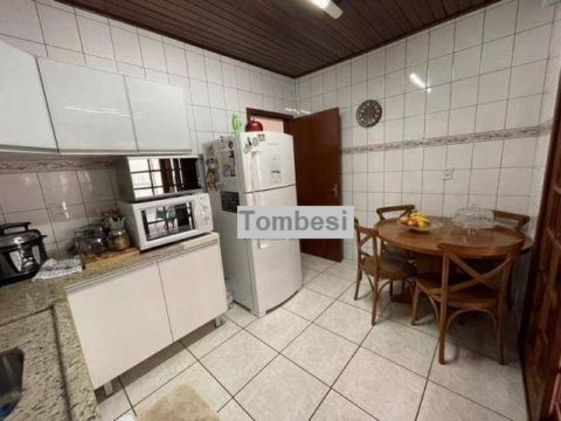 Casa à venda com 3 quartos, 140m² - Foto 5