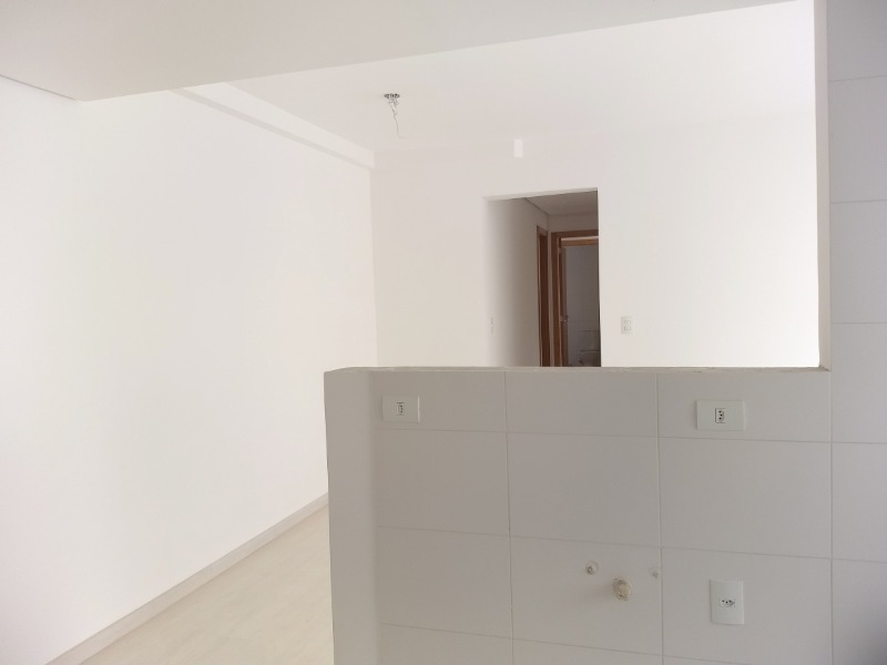 Apartamento à venda com 2 quartos, 63m² - Foto 6