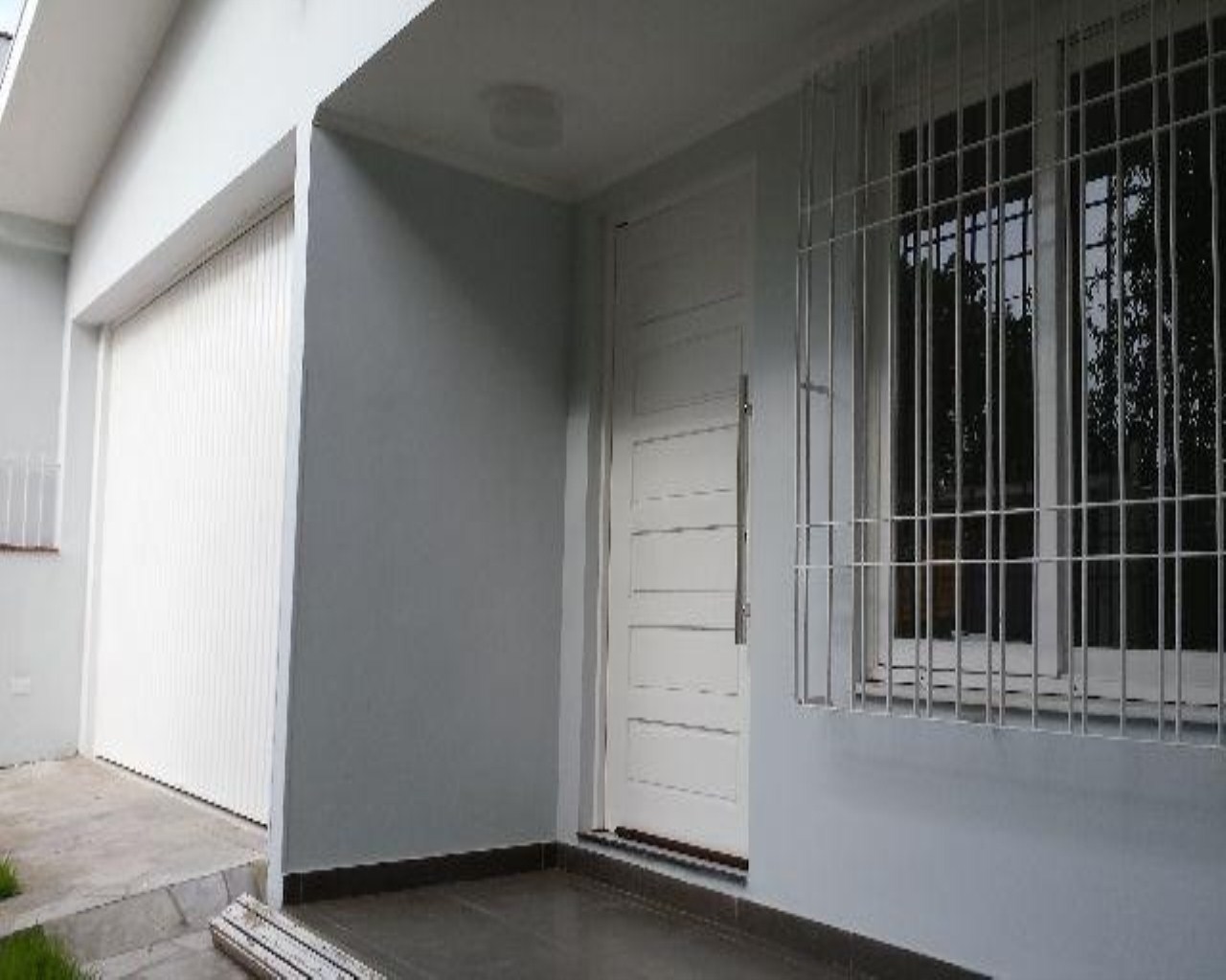 Casa à venda com 3 quartos, 200m² - Foto 2