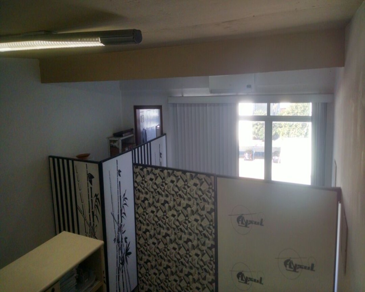 Conjunto Comercial-Sala à venda com 1 quarto, 30m² - Foto 1