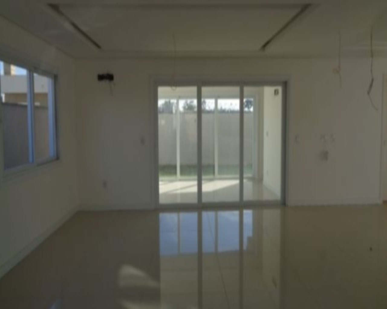 Casa de Condomínio à venda com 3 quartos, 310m² - Foto 5