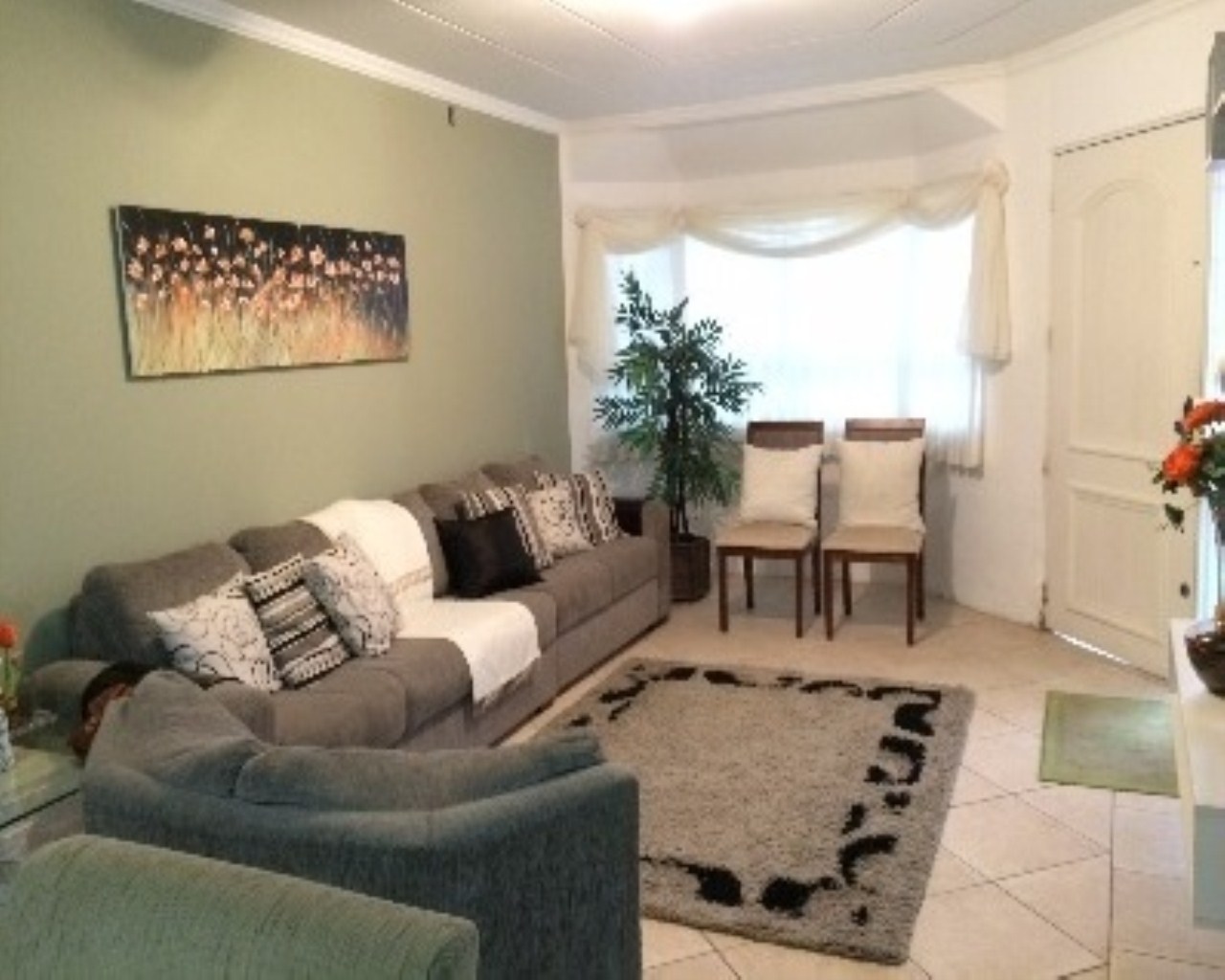 Casa, 3 quartos, 235 m² - Foto 1