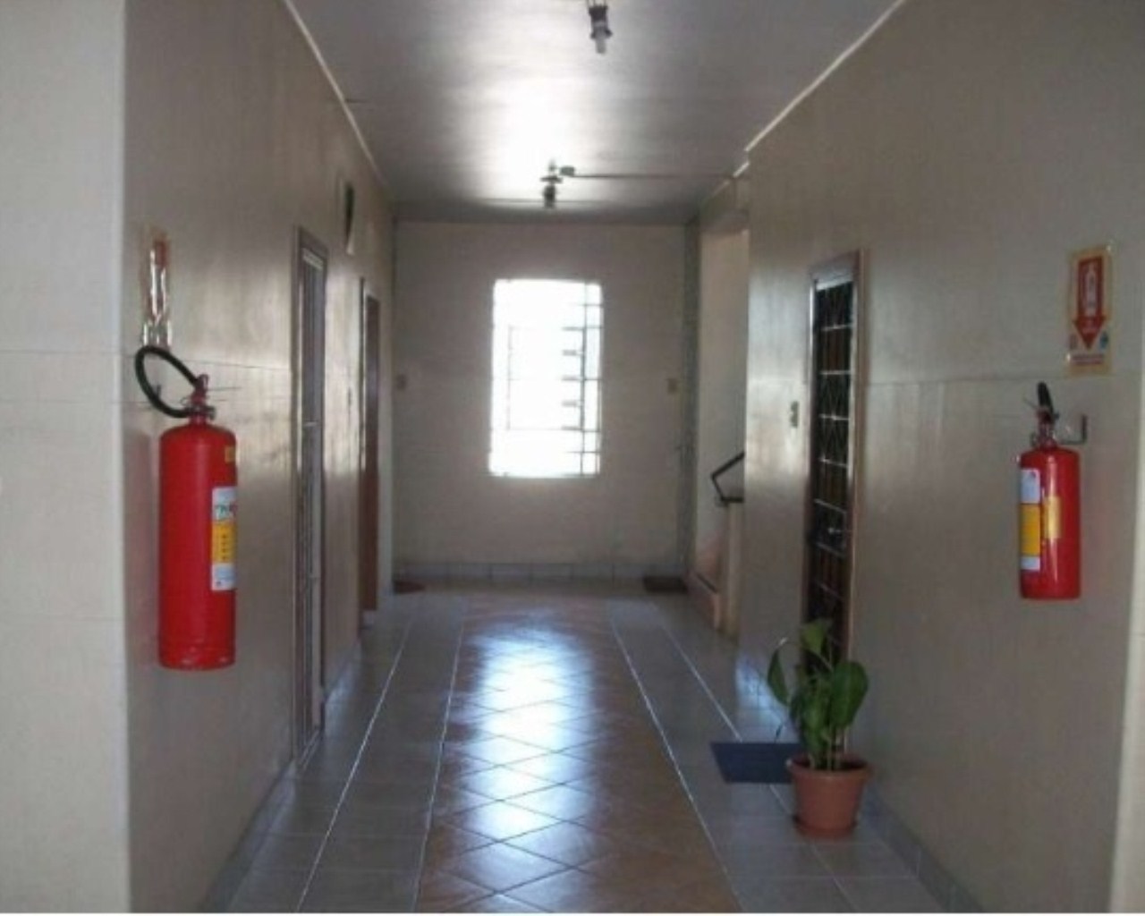 Apartamento à venda com 3 quartos, 109m² - Foto 4