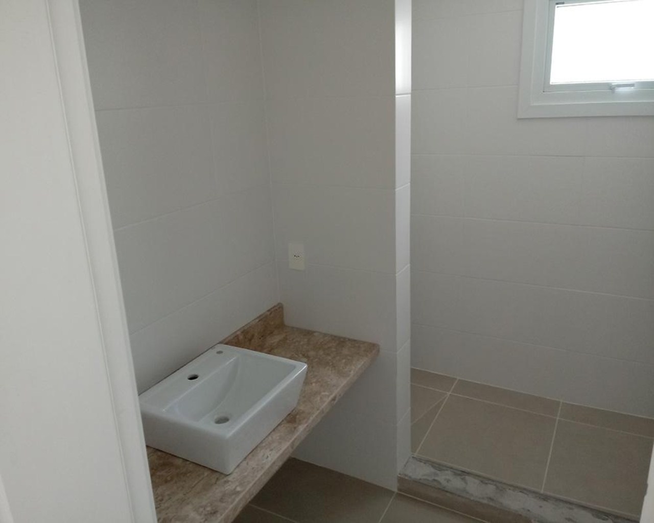 Apartamento à venda com 3 quartos, 140m² - Foto 11