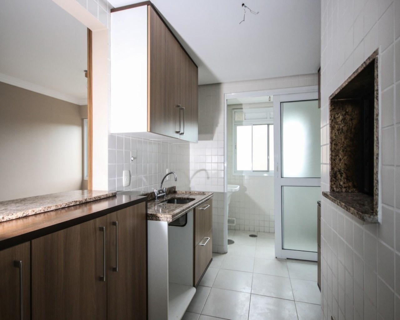 Apartamento à venda com 2 quartos, 67m² - Foto 6