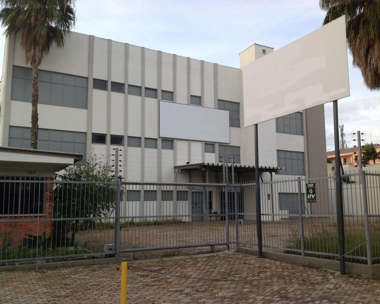 Prédio Inteiro à venda com 5 quartos, 2019m² - Foto 1