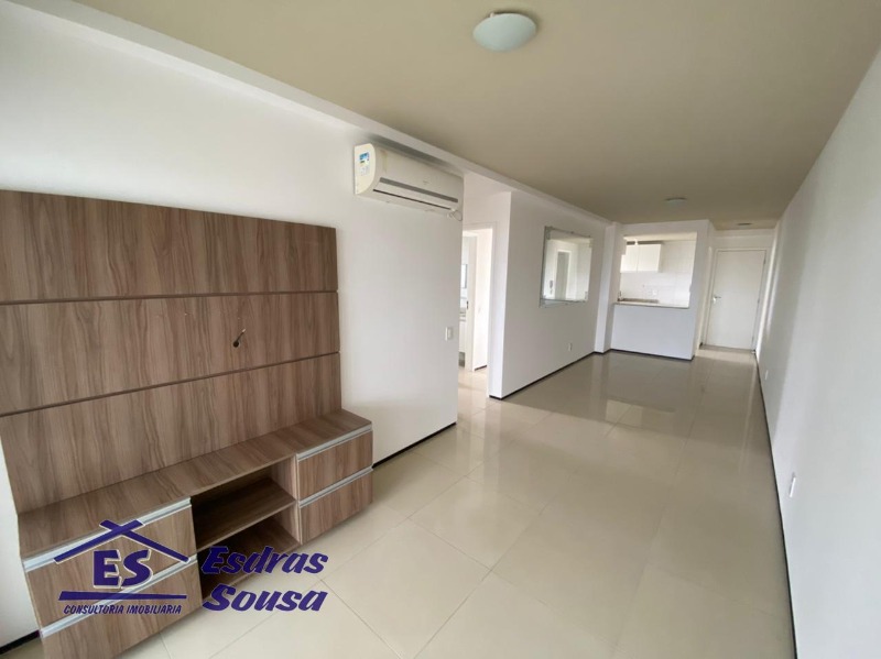 Apartamento para alugar com 2 quartos, 76m² - Foto 17