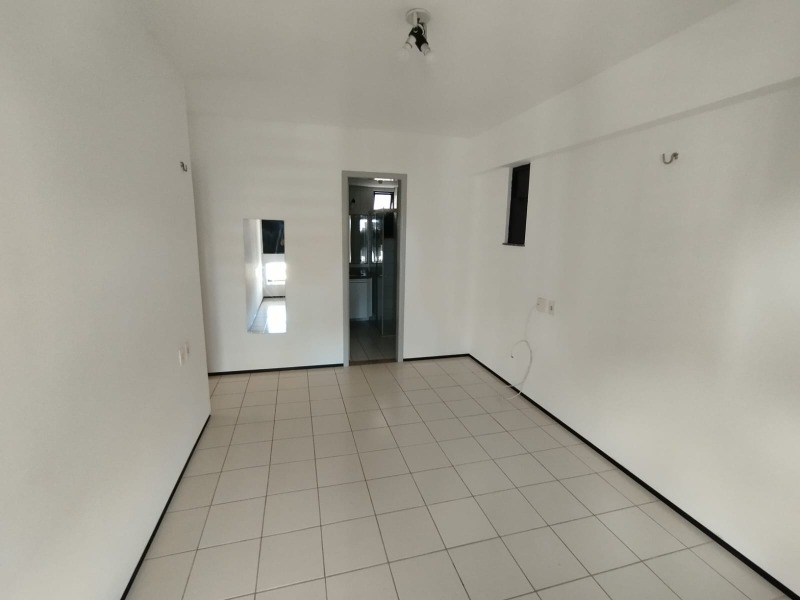 Apartamento para alugar com 2 quartos, 78m² - Foto 2